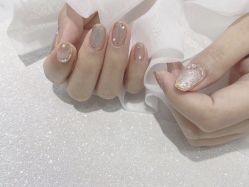 -爱美睫美甲会馆