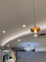 -八佰伴8008星级形象店