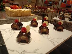 -咖啡苑自助餐厅·中国大饭店