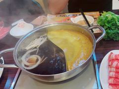 -呷哺呷哺(世贸.工三店)