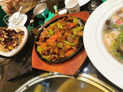 -穆隆斋清真大饭店(串窑街店)
