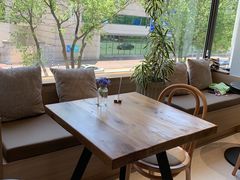 靠窗位-川岛屋·KAWASIMAYA·咖啡简餐