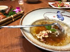 两粉-老滇山寨•云南特色菜•地方菜•民族风情歌舞表演(金碧店)