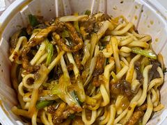-方铲铲·成都板凳面(滨江银泰店)