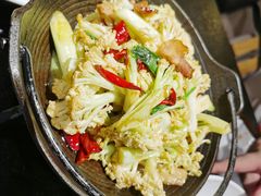 -万重锦·人文川菜馆(骡马市店)