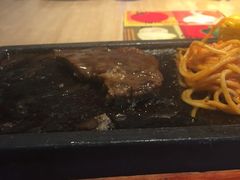 -必胜客(WOW中心城店)