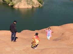 -波浪谷