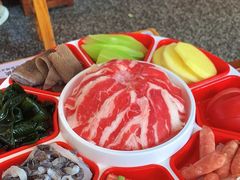 -赵美丽·重庆社区火锅·直营店(火车东站·中豪国际店)