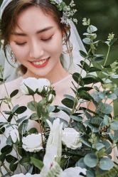 -雪中彩影婚纱摄影·微光艺术中心