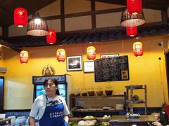 -富正毅三下锅·湘西韵味(天门山索道店)