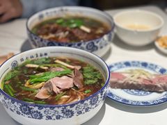 -镇南锅盖面馆(解放路店)