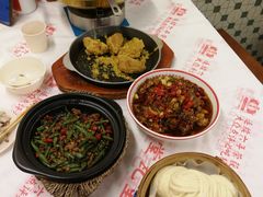 -堂瓦里·33年传统赣菜(第一街区店)