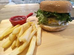 -麦甜创意轻食餐厅(西康路店)