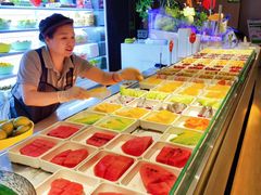 -涨巢·潮玩水疗局