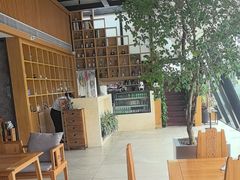 -四月吧餐厅(正阳步行街店)