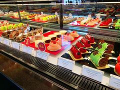 -Salon de The de Joel Robuchon(外滩18号店)