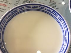 -赵记传承特色牛奶甜品(泉城广场店)