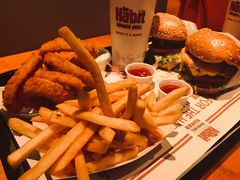 -The Habit Burger Grill 哈比特汉堡(复兴soho店)