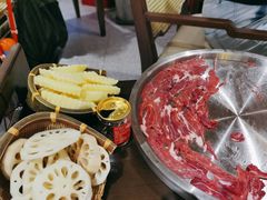 -老房老舍重庆火锅(假日城市店)