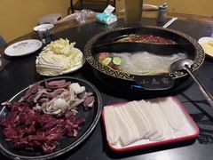 -小志家.野生菌鲜切牦牛肉牛杂火锅