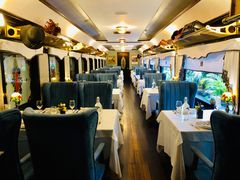 靠窗位-火车头法国西餐厅