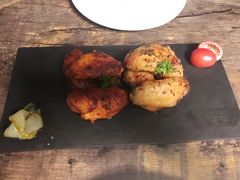 -HIGH FIVE哈福手工汉堡(桂林路店)