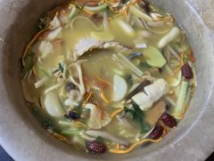 -抚仙湖生态石锅鱼野生菌(告庄店)