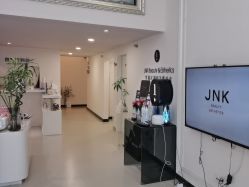 -JNK皮肤管理中心