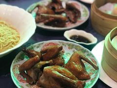 盐焗乳鸽-惠食佳·朱雀(东方商厦店)