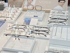-视野联行眼镜(第一国际店)