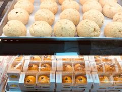 -鲍师傅糕点(江苏路店)