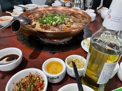 -朝伟清真铜瓢牛肉馆(三十年老·店)