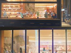 -星巴克臻选(南京艾尚天地店)