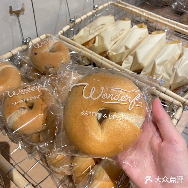 （海口新店）喜欢的面包坊开来国贸啦！！