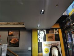 -BHC炸鸡(明洞总店)