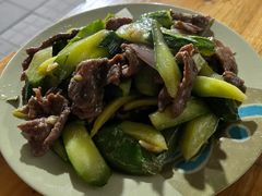 青瓜炒牛肉-美食店(华贵路店)