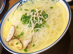 鸡汤银丝面-二孃鸡爪爪(东风路总店)
