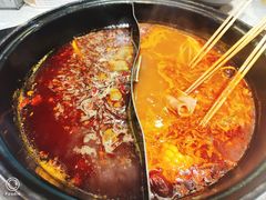 番茄红汤锅底-钢管厂五区小郡肝串串香(南山店)