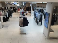 -URBAN REVIVO(七宝领展广场店)