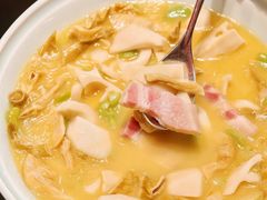 -新光酒家·河豚·海鲜·蟹料理(浦东店)