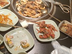 -梨花自助烤肉(西三旗万象汇黑金店)