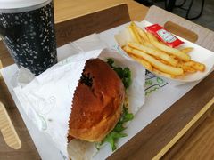 -龙治汉堡(中华城店)