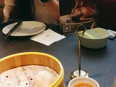 -蝴蝶里·粤菜·点心(滨江龙湖店)
