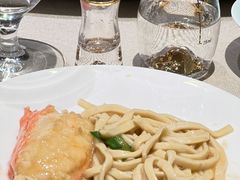 苏格兰蓝龙虾捞面-皇朝会.经典传统粤菜(外滩店)