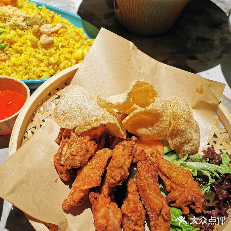 不小心闯进莫奈的花园里🌸 长沙新开的泰餐店