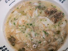 -渔语鱼酸菜鱼新川菜(来福士店)