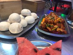 -马路牙子烧烤音乐酒馆(望京店)