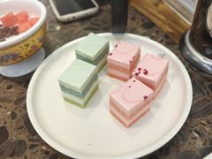 -来龍儿鲜切牛肉自助老火锅