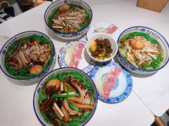 -镇南锅盖面馆(解放路店)