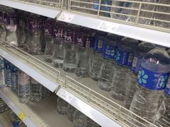 -新苗超市(科英布拉街店)